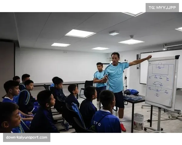 法甲俱乐部加大投入 翻新升级训练基地设施